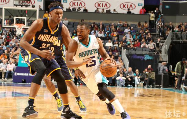 他甚至用 他甚至用