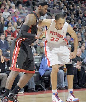 他既能提升 他既能提升